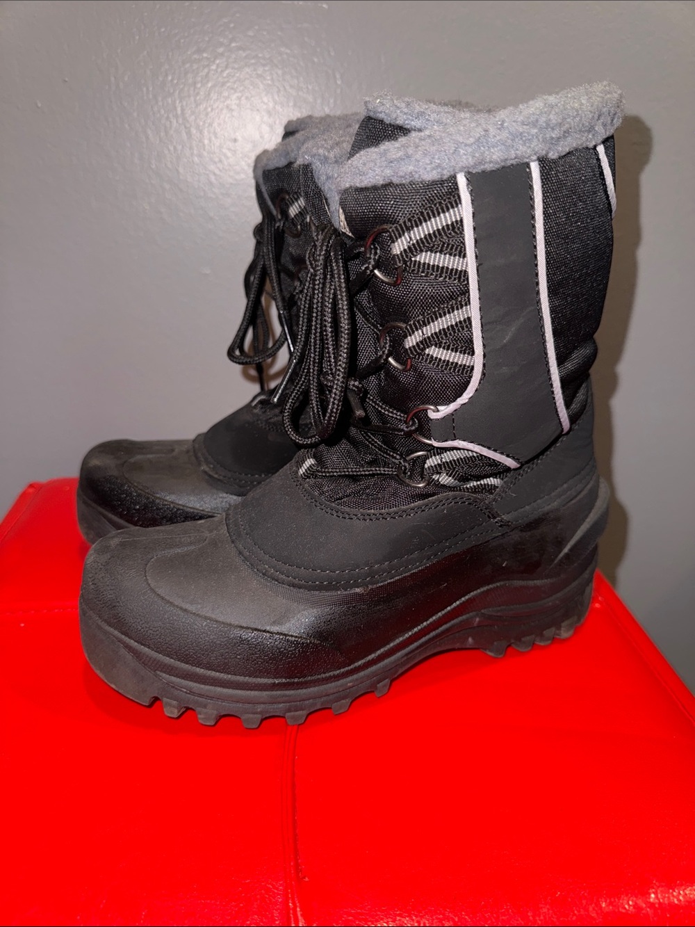 Itasca Black Men's Insulated Lace-Up Snow Boots